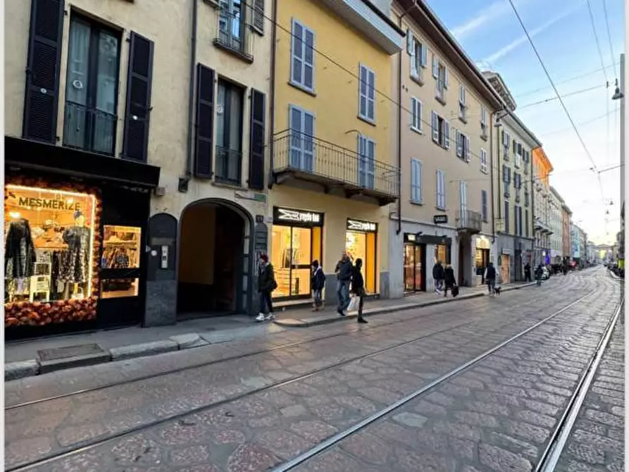Immagine 4 di Negozio in affitto  in Corso Di Porta Ticinese a Milano