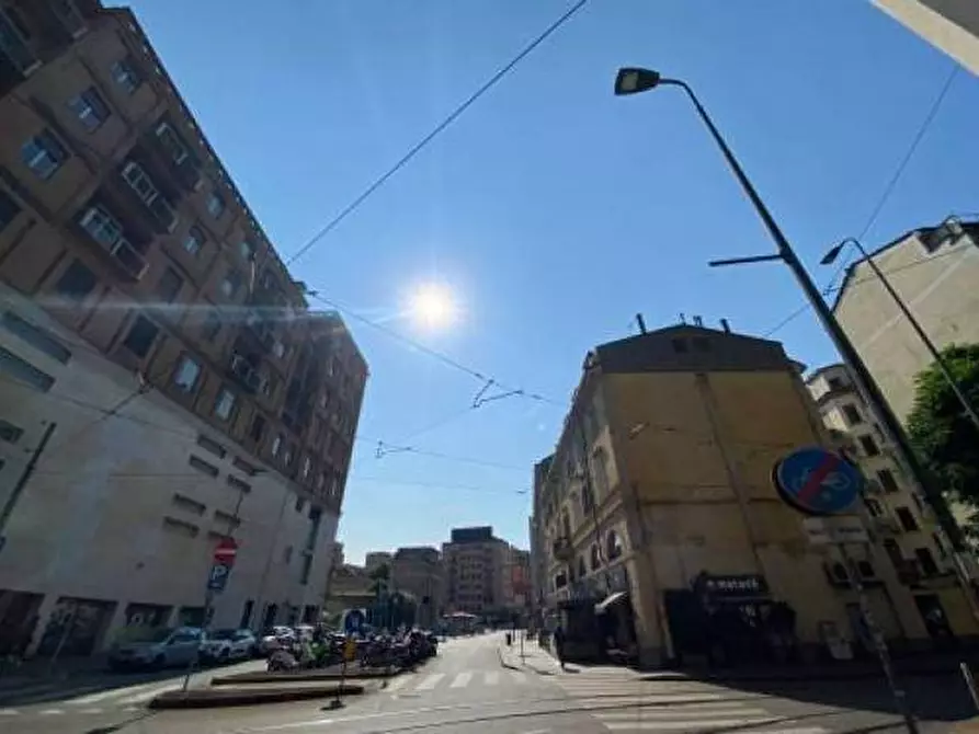 Immagine 3 di Negozio in affitto  in Corso Como a Milano