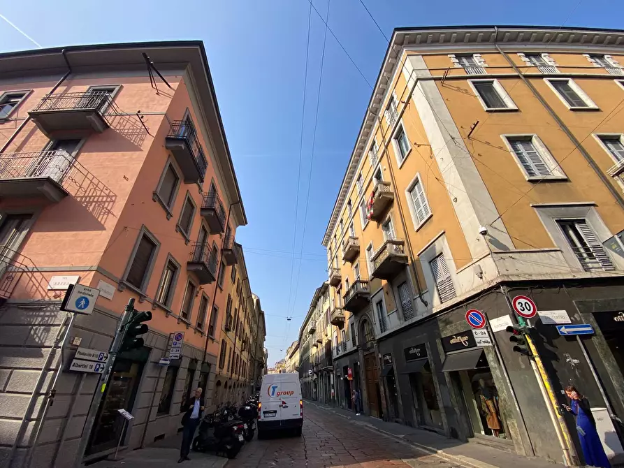 Immagine 20 di Appartamento in affitto  in Piazza San Marco a Milano
