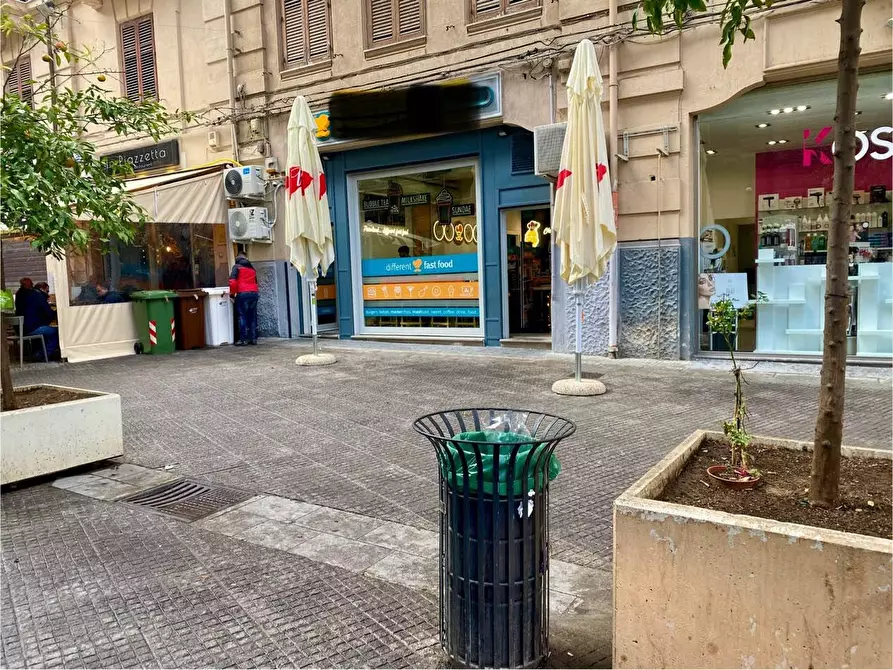 Immagine 5 di Attività commerciale in affitto  in Piazzetta Francesco Bagnasco a Palermo