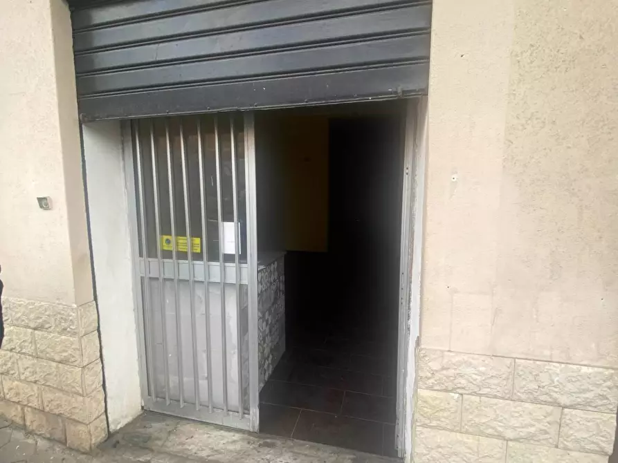 Immagine 5 di Negozio in affitto  in Via Buonriposo a Palermo