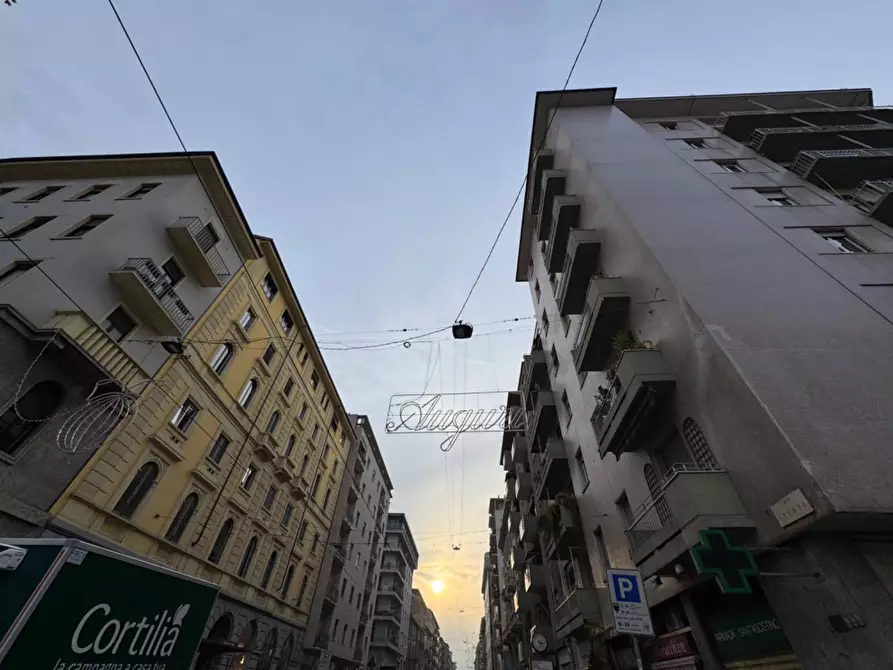 Immagine 6 di Negozio in affitto  in Largo Del Carrobbio a Milano