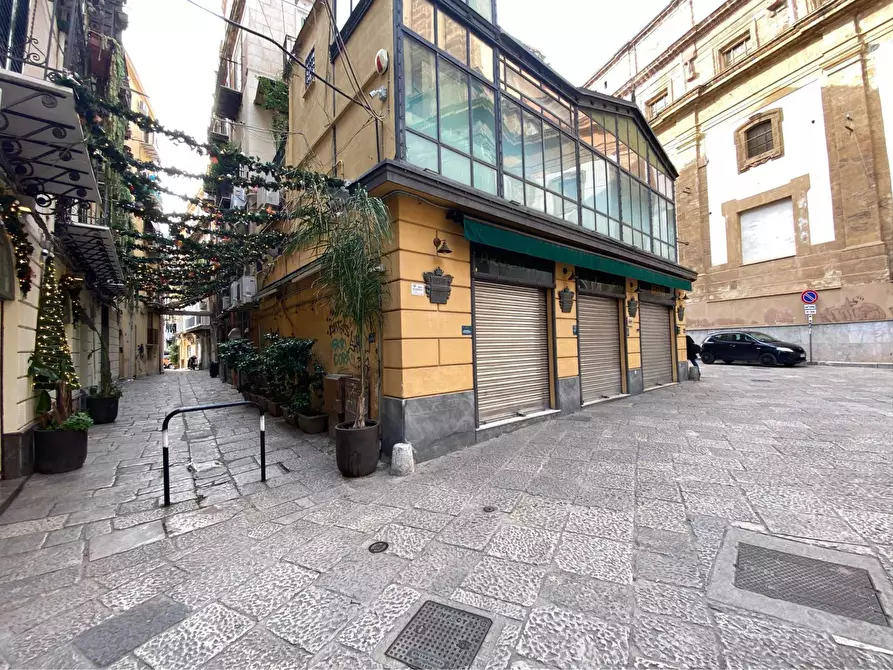 Immagine 2 di Attività commerciale in affitto  in Via Giovanni Meli a Palermo