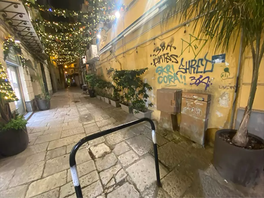 Immagine 5 di Attività commerciale in affitto  in Via Giovanni Meli a Palermo