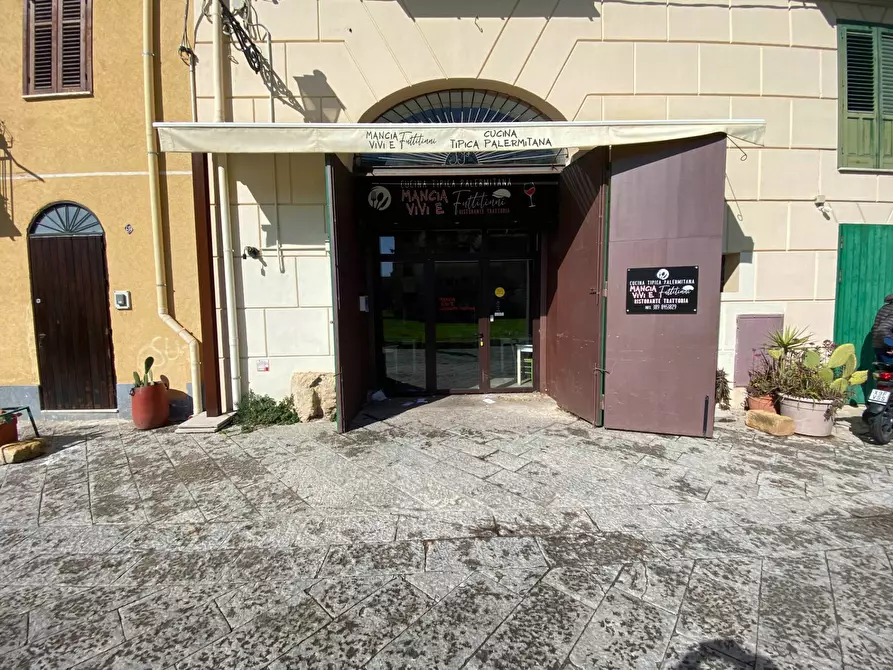 negozio in affitto a Palermo