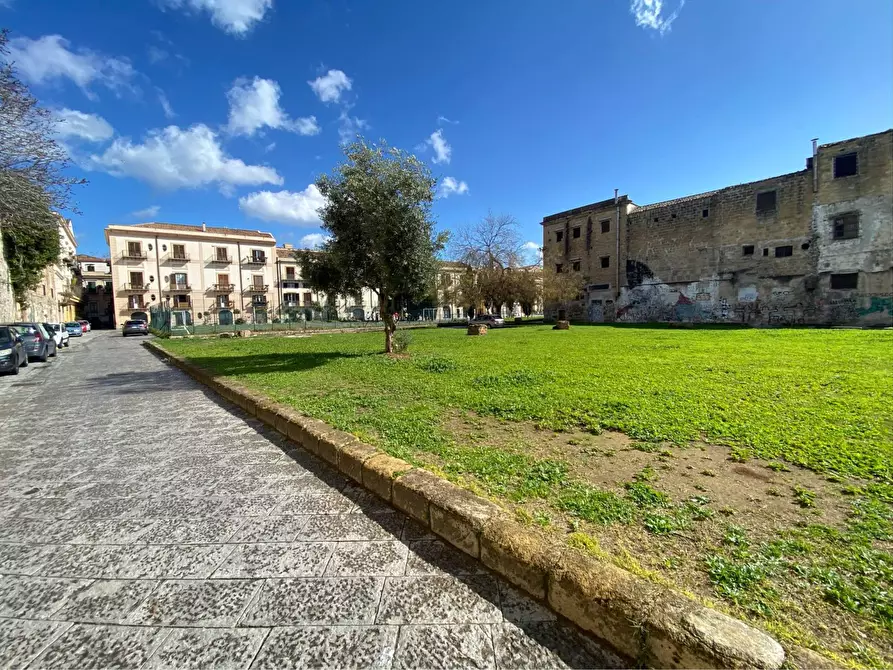 Immagine 3 di Attività commerciale in affitto  in Via Francesco Riso a Palermo