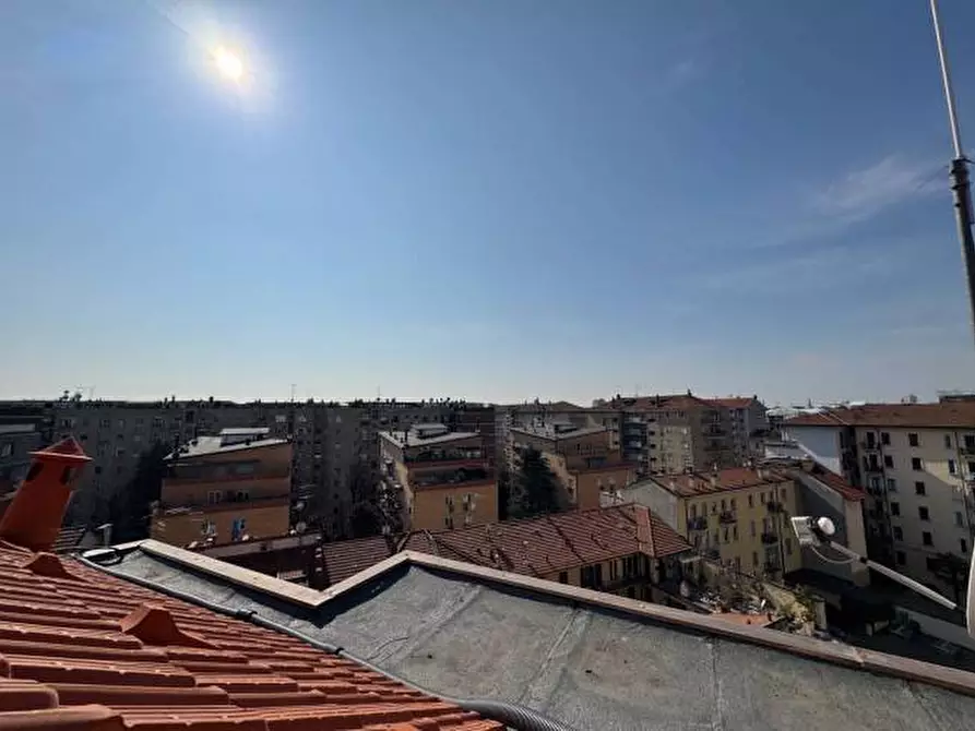 Immagine 9 di Magazzino in vendita  in Via Francesco Dall'ongaro a Milano