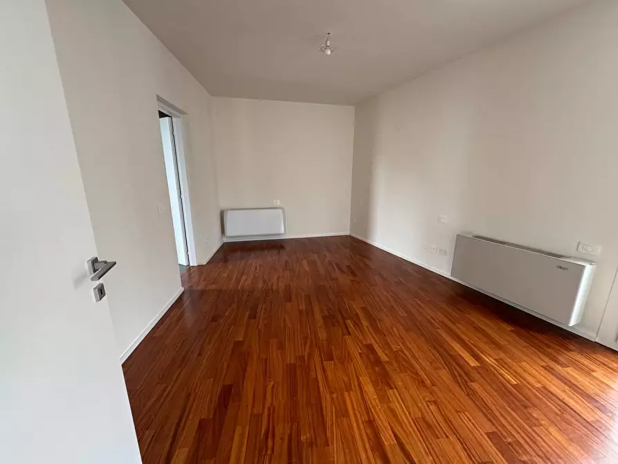 Immagine 29 di Appartamento in affitto  in Largo La Foppa a Milano