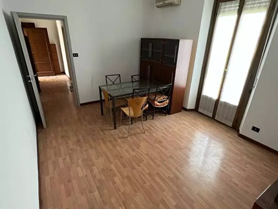 Immagine 4 di Appartamento in vendita  in via brasca a Trezzo Sull'adda