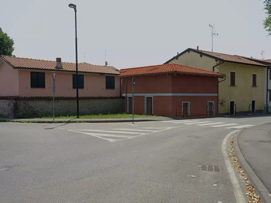 Immagine 1 di Appartamento in vendita  in via fermi a Trezzo Sull'adda