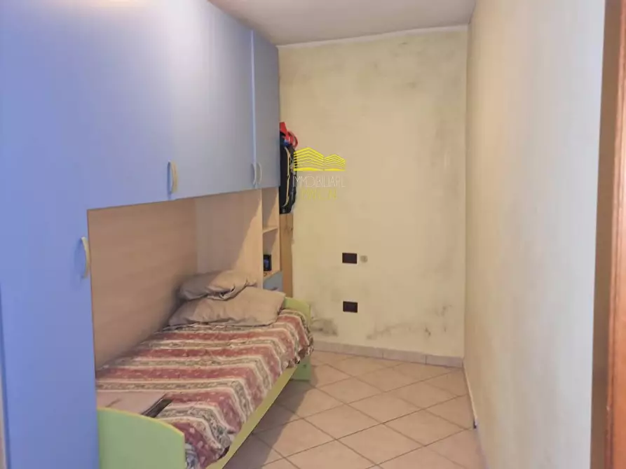 Immagine 7 di Camera in vendita  in mayr a Brembate