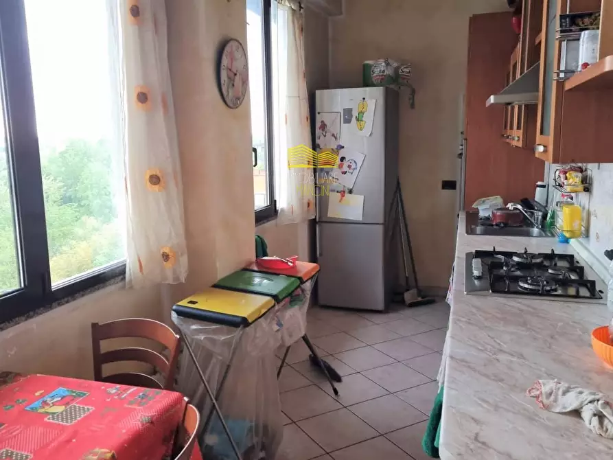 Immagine 5 di Camera in vendita  in mayr a Brembate