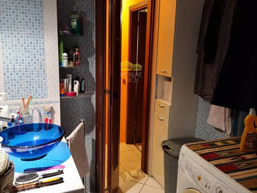 Immagine 9 di Camera in vendita  in mayr a Brembate