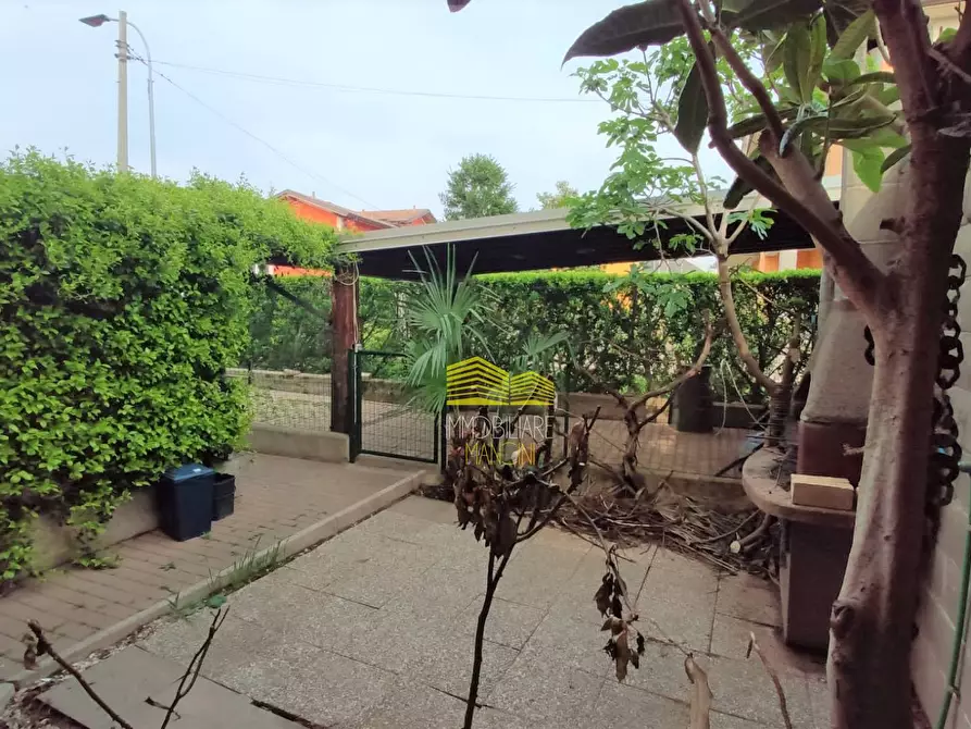 Immagine 9 di Appartamento in vendita  in via colleoni a Boltiere