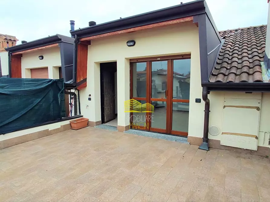 Immagine 2 di Appartamento in vendita  in via RISORGIMENTO a Trezzano Rosa