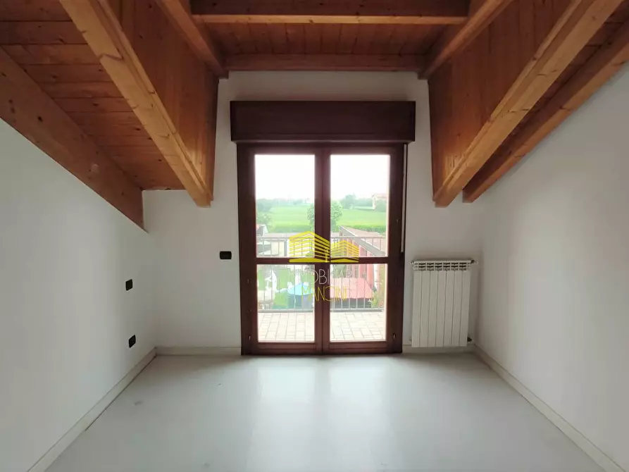 Immagine 14 di Appartamento in vendita  in via RISORGIMENTO a Trezzano Rosa