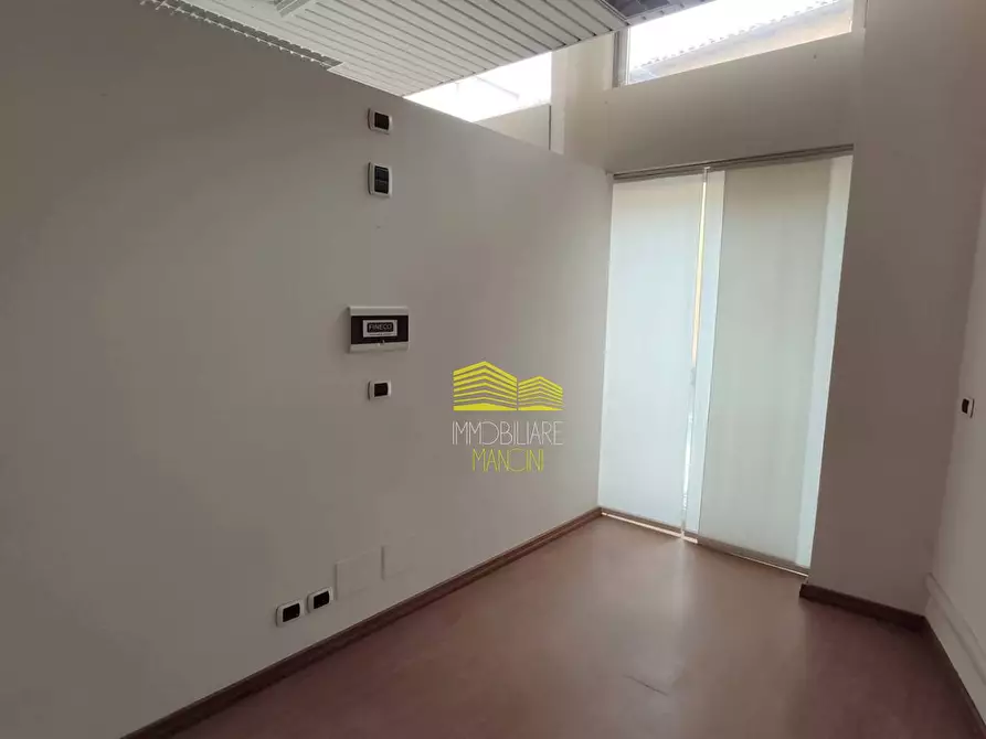 Immagine 10 di Ufficio in vendita  in VIA DANTE a Trezzo Sull'adda