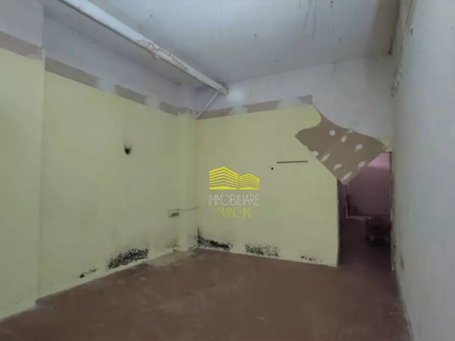 Immagine 3 di Magazzino in vendita  in via boltiere a Brembate