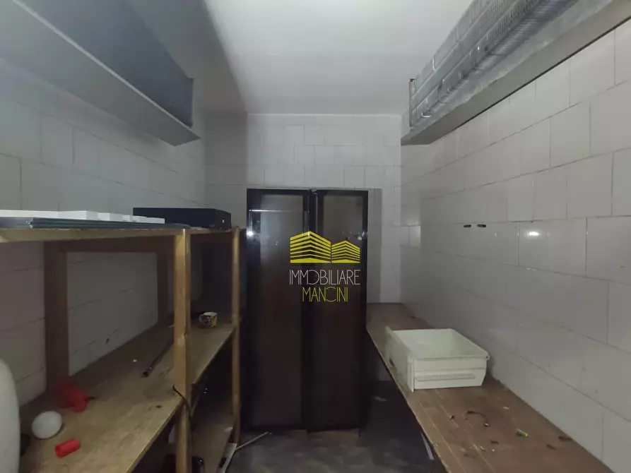 Immagine 6 di Magazzino in vendita  in via boltiere a Brembate