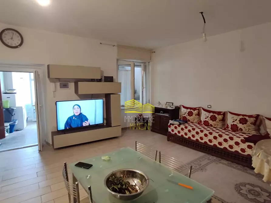 Immagine 4 di Camera in vendita  a Boltiere