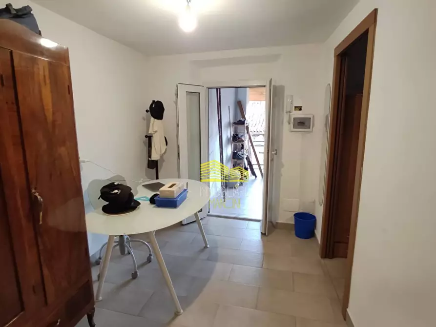 Immagine 12 di Camera in vendita  a Boltiere