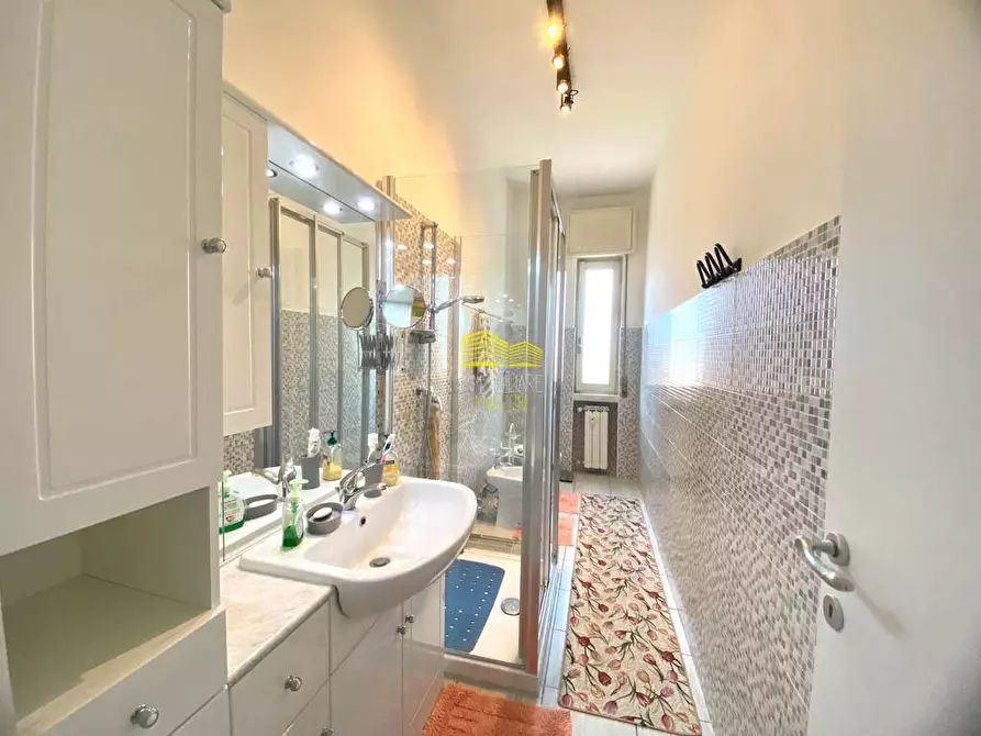 Immagine 11 di Appartamento in vendita  in piazza italia a Trezzo Sull'adda