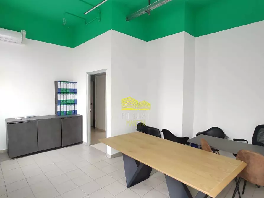 Immagine 14 di Negozio in affitto  in VIA DEI MILLE a Trezzo Sull'adda