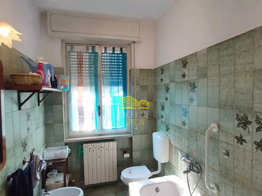 Immagine 12 di Appartamento in vendita  in via dei mille a Biassono