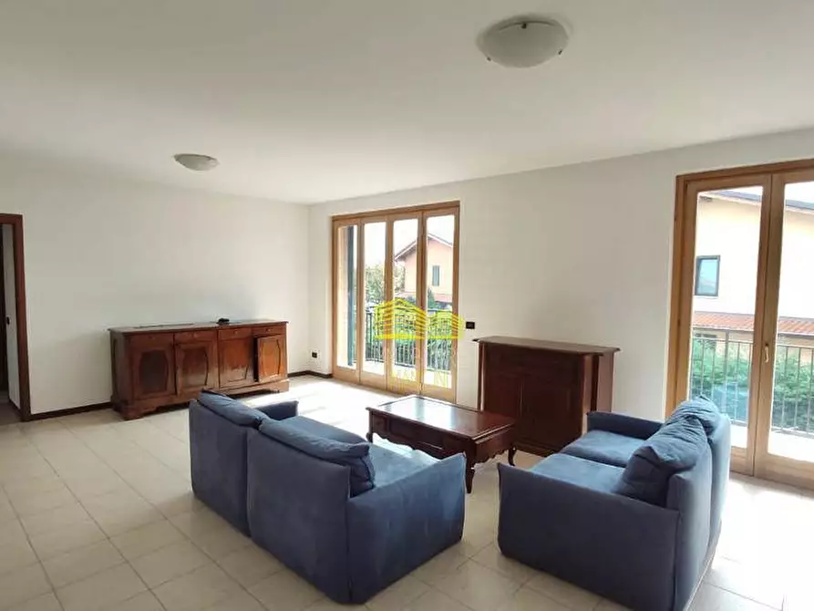 Immagine 5 di Appartamento in vendita  in via grignano a Capriate San Gervasio