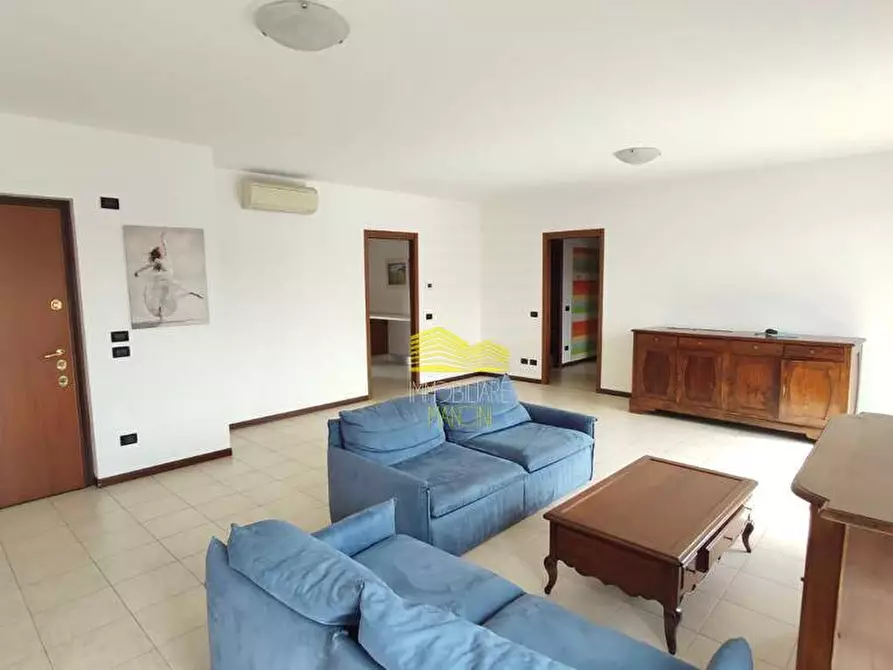 Immagine 11 di Appartamento in vendita  in via grignano a Capriate San Gervasio