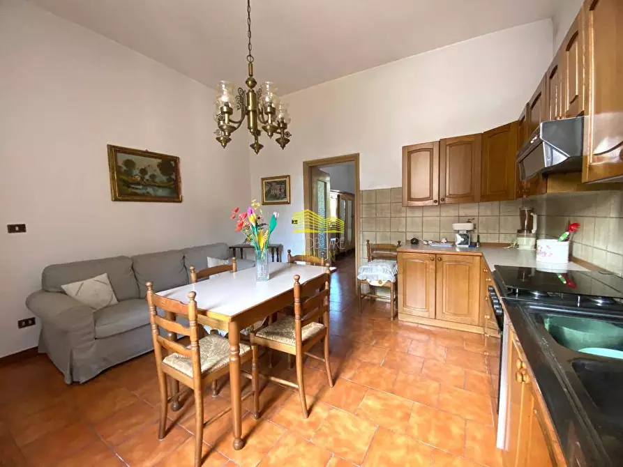 Immagine 13 di Camera in vendita  in via Garibaldi a Capriate San Gervasio