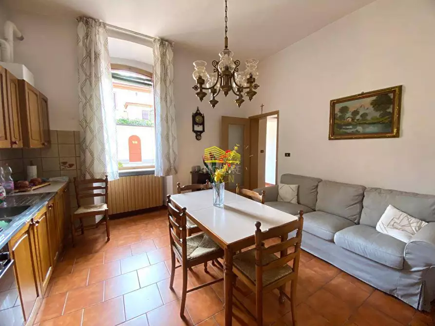 Immagine 14 di Camera in vendita  in via Garibaldi a Capriate San Gervasio