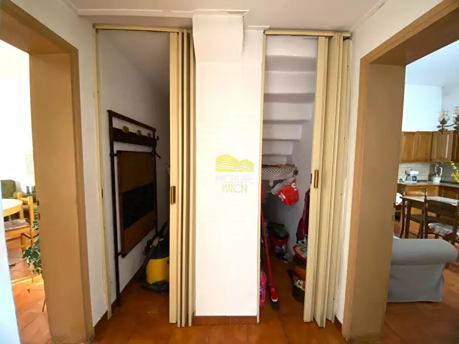 Immagine 8 di Camera in vendita  in via Garibaldi a Capriate San Gervasio