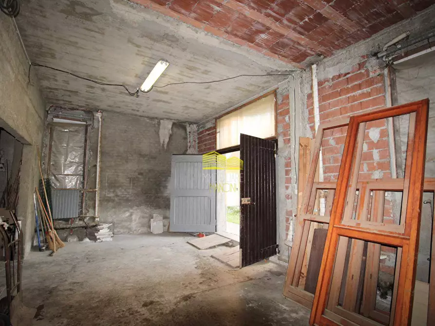 Immagine 5 di Villa in vendita  in via enrico toti a Agrate Brianza