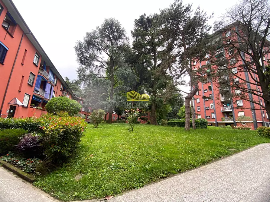 Immagine 25 di Appartamento in vendita  in via marconi a Cinisello Balsamo