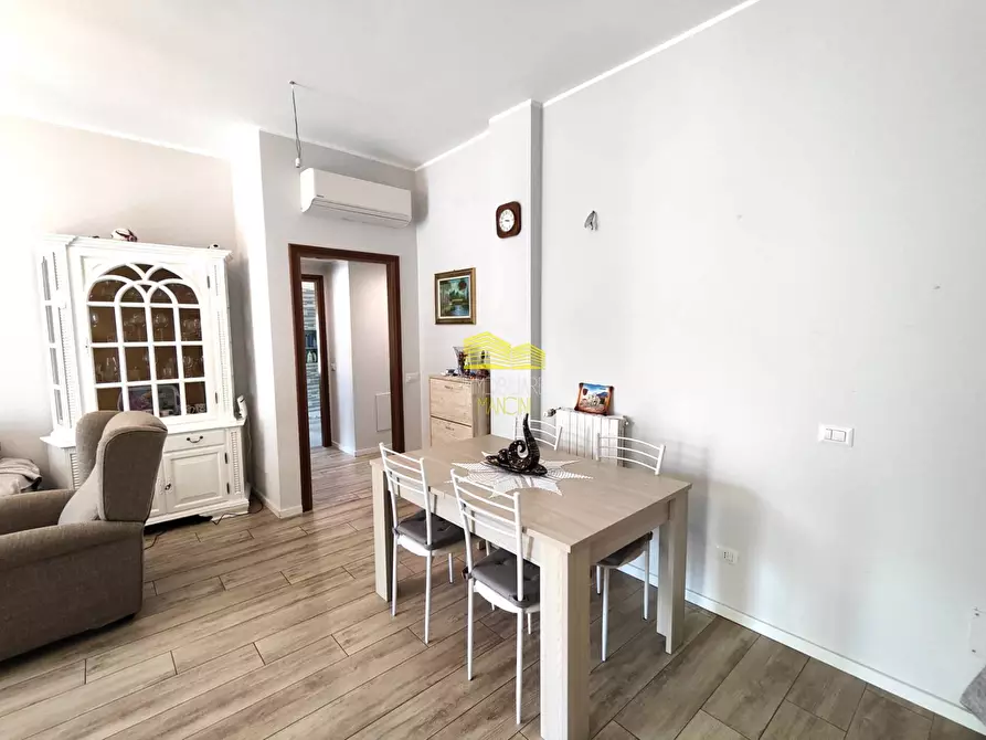 Immagine 9 di Appartamento in vendita  in VIA MAZZINI a Agrate Brianza