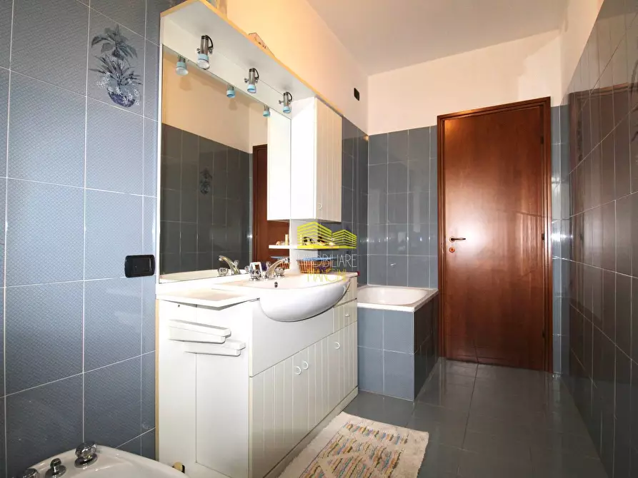 Immagine 22 di Appartamento in vendita  in via achille grandi a Pozzuolo Martesana