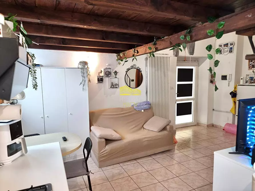 Immagine 5 di Appartamento in vendita  in via manzoni a Paderno D'adda