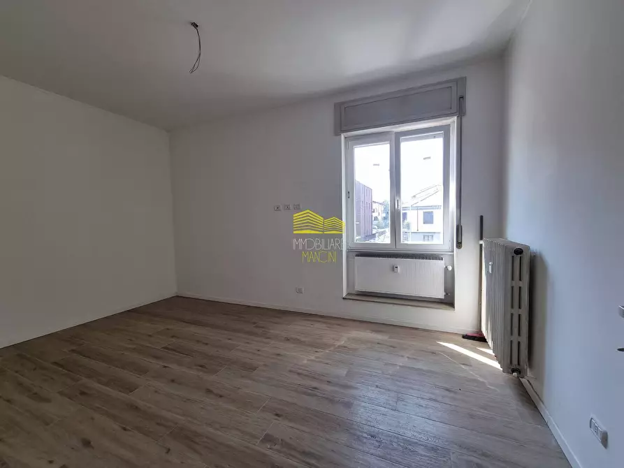 Immagine 29 di Appartamento in vendita  in via gorizia a Melzo