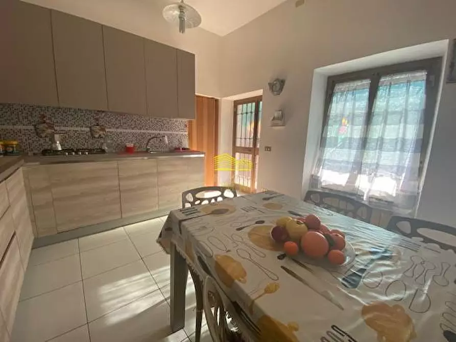 Immagine 5 di Camera in vendita  in via caduti a Vaprio D'adda