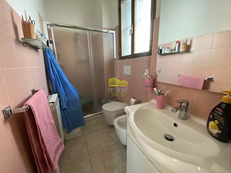 Immagine 17 di Camera in vendita  in via caduti a Vaprio D'adda