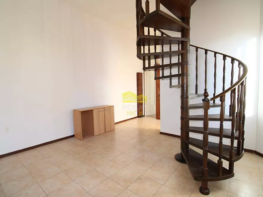 Immagine 9 di Casa indipendente in vendita  in VIA CAVOUR a Trezzo Sull'adda