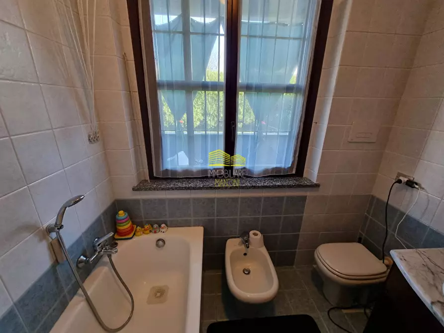 Immagine 30 di Villetta a schiera in vendita  in Via Castolda a Treviglio