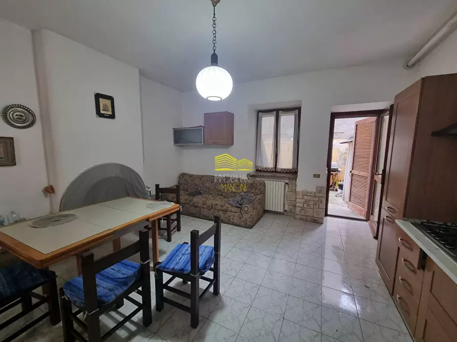 Immagine 4 di Camera in vendita  in Via Longobardica a Fara Gera D'adda