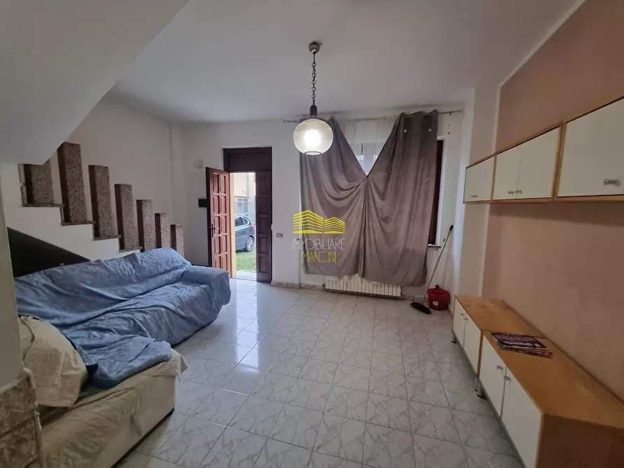 Immagine 3 di Camera in vendita  in Via Longobardica a Fara Gera D'adda