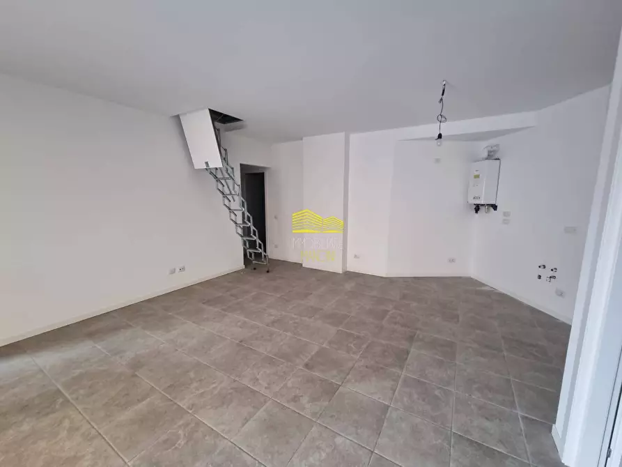 Immagine 1 di Appartamento in vendita  in Via Manzoni a Osio Sotto