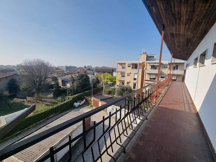 Immagine 23 di Appartamento in vendita  in VIA PIAVE a Osio Sotto