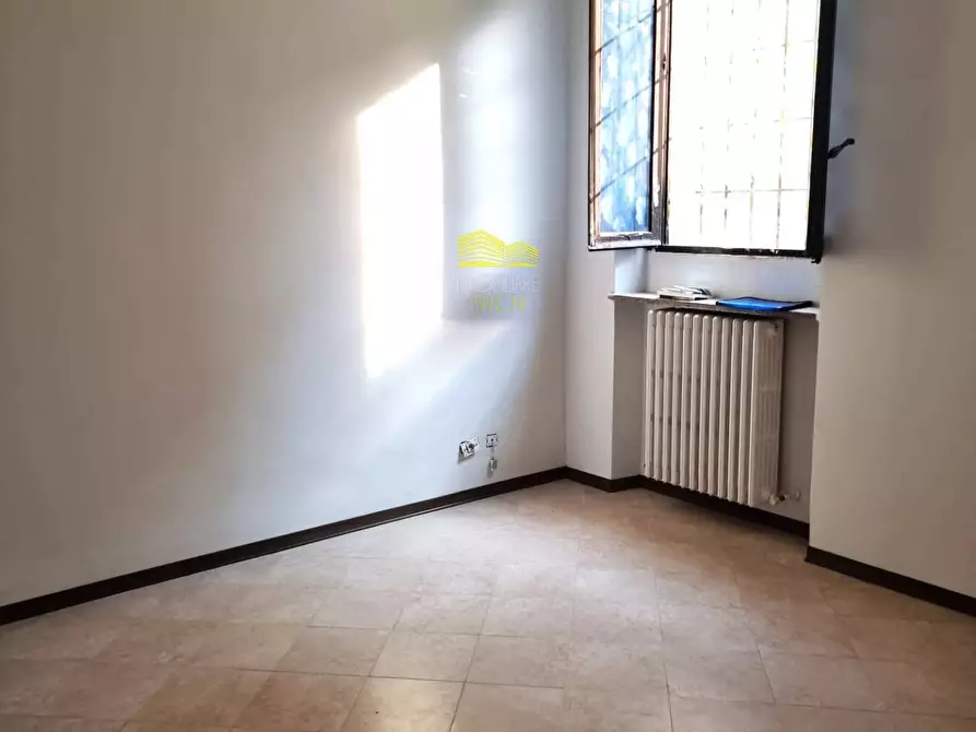 Immagine 5 di Appartamento in vendita  in via Dante Alighieri a Trezzo Sull'adda