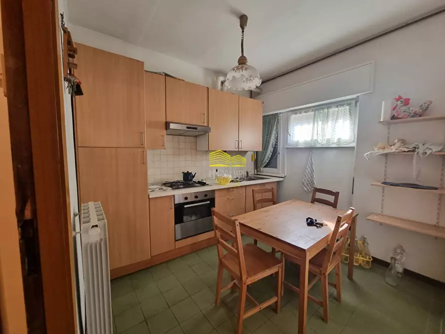 Immagine 4 di Appartamento in vendita  in VIA ALBENZA a Ponte San Pietro