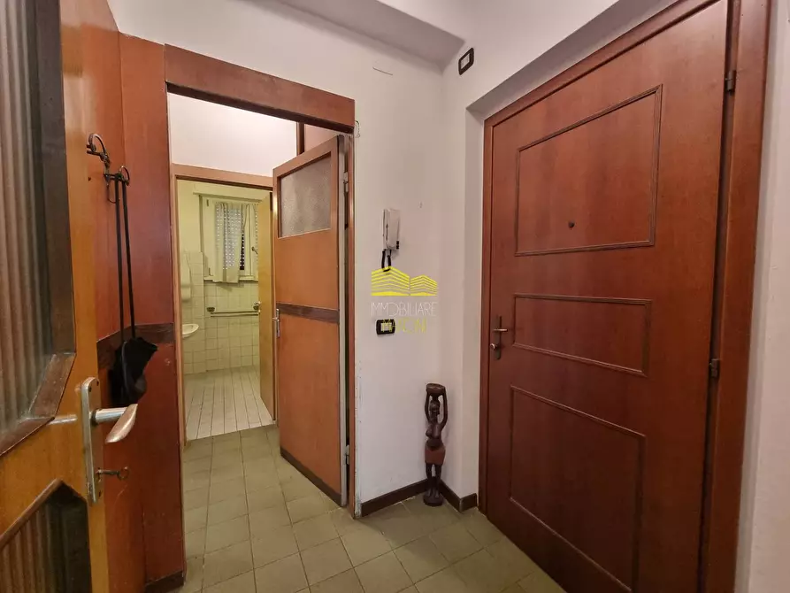 Immagine 11 di Appartamento in vendita  in VIA ALBENZA a Ponte San Pietro